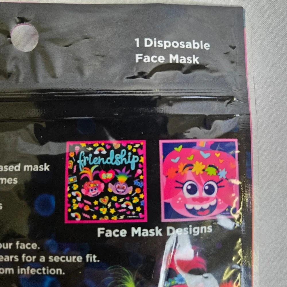 Smart Care DreamWorks Trolls World Tour Disposable‎ Face Mask, 2+ Years Old, New